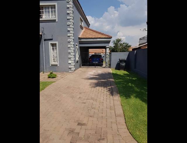2 BEDROOM HOUSE FOR SALE IN BRAKPAN NORTH